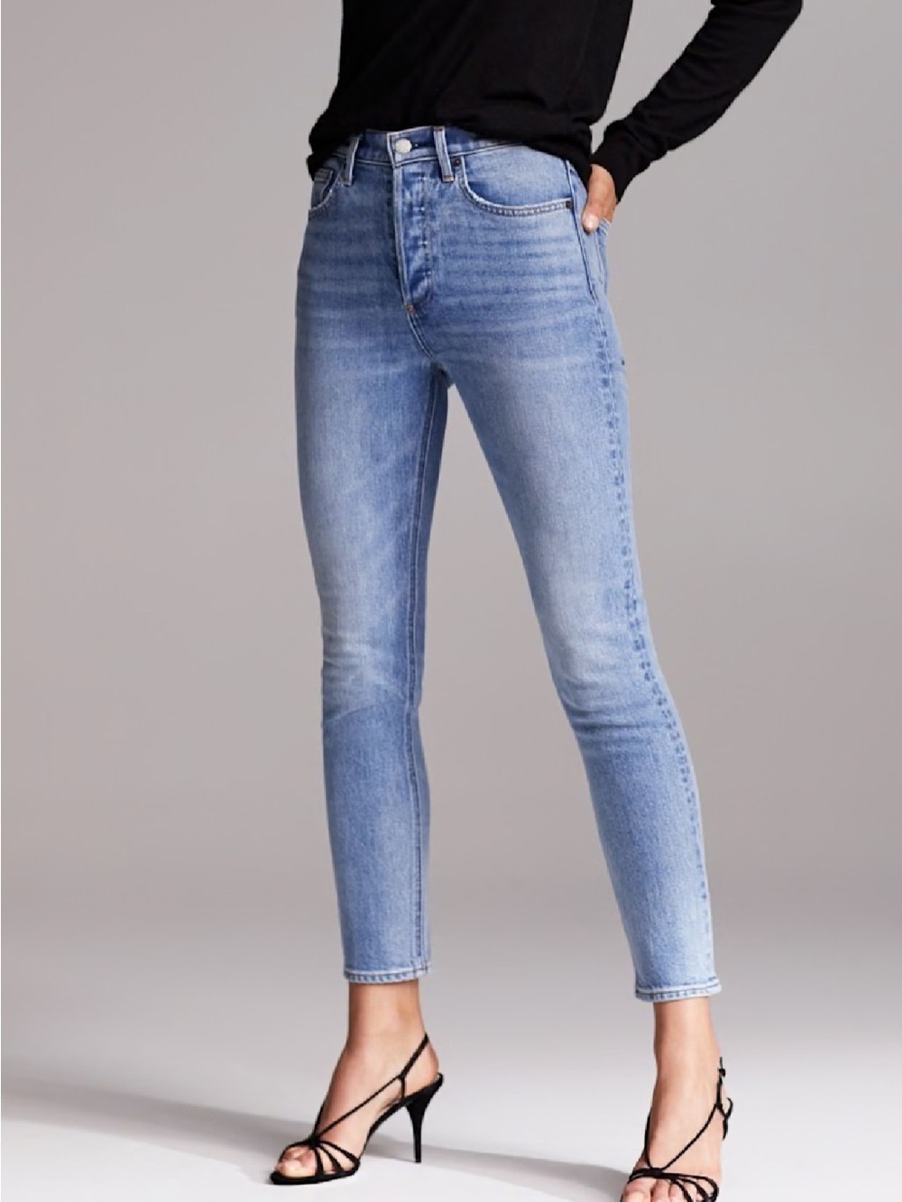 Denim Forum Women’s  The Yoko High Rise Slim Light Blue Cropped Ankle Jeans 28